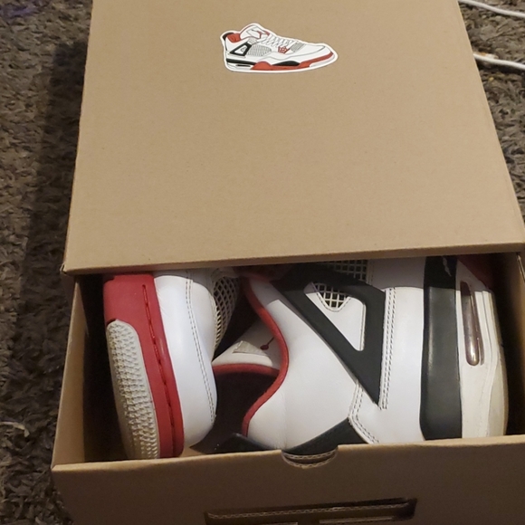 Jordan Retro 4 fire 🔥 mens size 10 - Picture 2 of 15